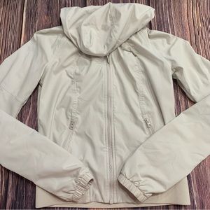 Lululemon Lightweight Full Zip Jacket - Size 4